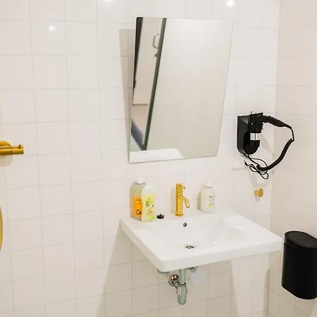 Alphabet - Brede Hilledijk 95 *