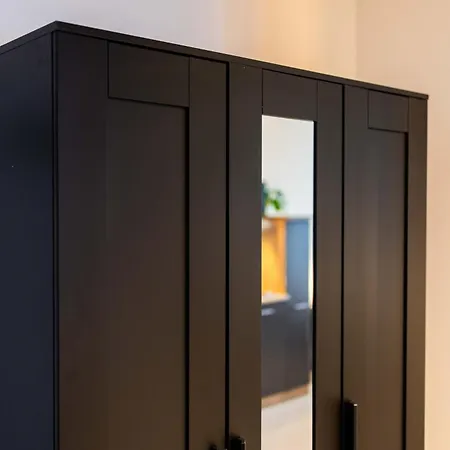 Alphabet - Brede Hilledijk 95 아파트 *