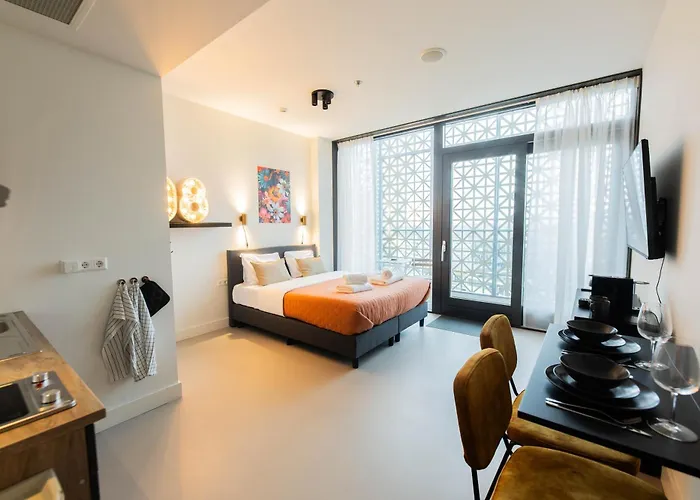 Appartement Alphabet - Brede Hilledijk 95 *