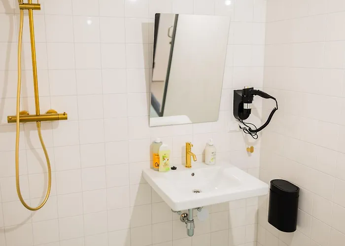 Alphabet - Brede Hilledijk 95 *