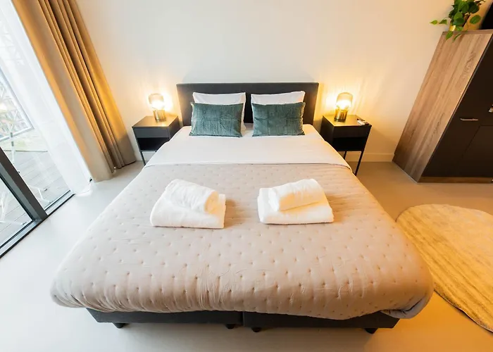 Alphabet - Brede Hilledijk 95