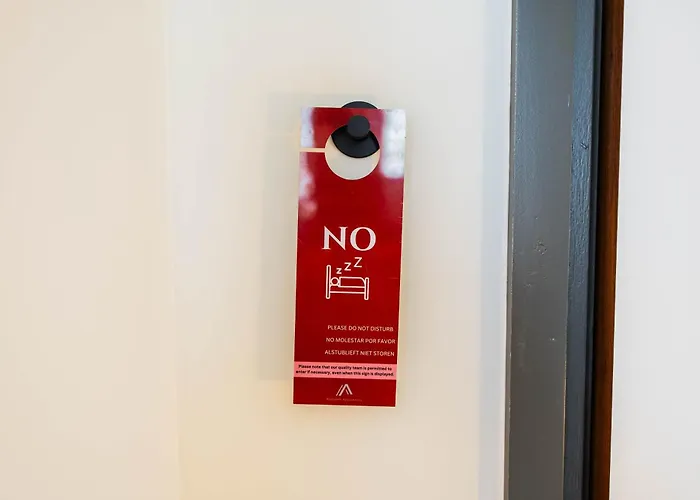 Alphabet - Brede Hilledijk 95 Appartement *