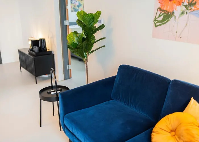 Alphabet - Brede Hilledijk 95 Róterdam