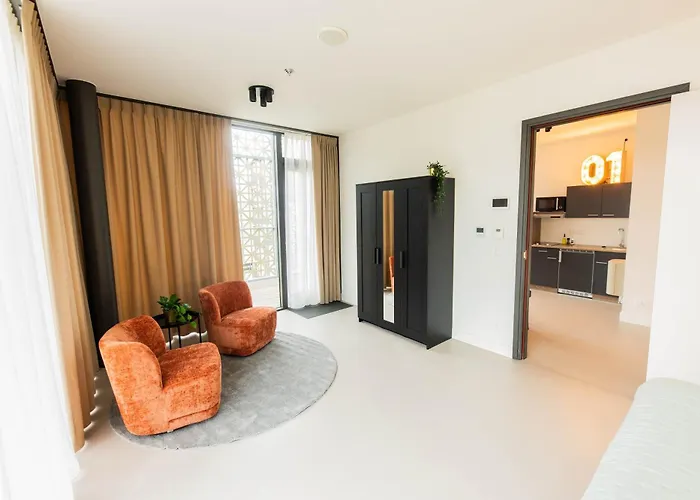 Alphabet - Brede Hilledijk 95 Rotterdam