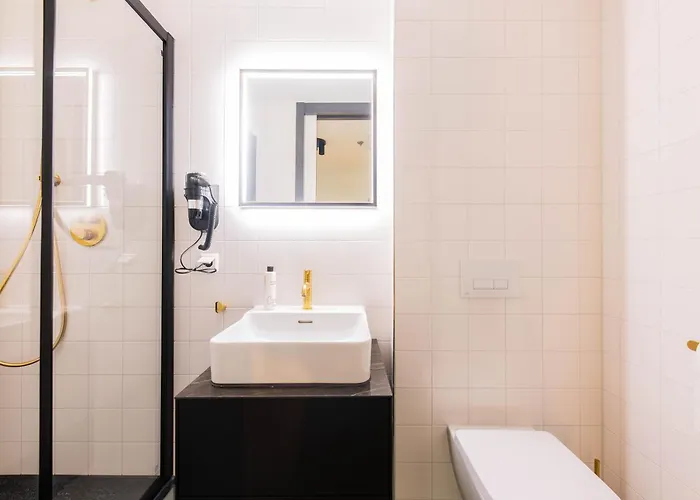 Alphabet - Brede Hilledijk 95 Appartement *