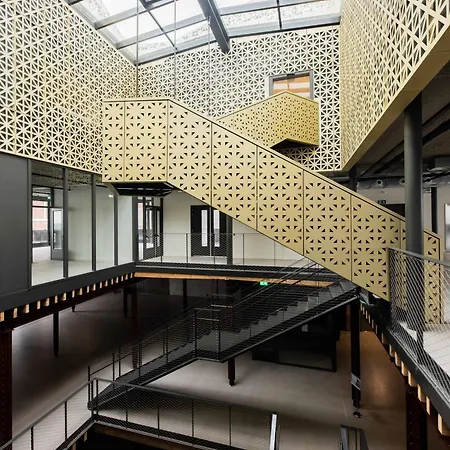 Alphabet - Brede Hilledijk 95 * Rotterdam