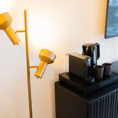 Alphabet - Brede Hilledijk 95 Rotterdam