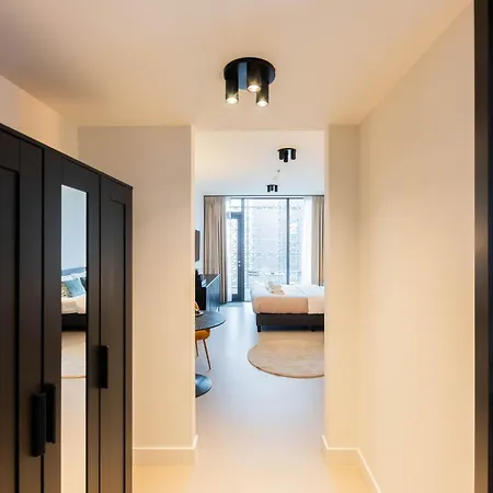 Alphabet - Brede Hilledijk 95 * Rotterdam